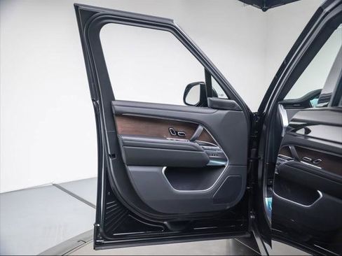 New 2026 Land Rover Range Rover SE AWD/4WD image 24