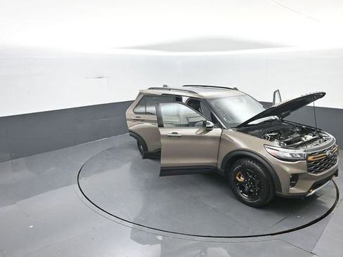 New 2026 Ford Explorer Tremor w/ Tremor Ultimate Package AWD/4WD image 41
