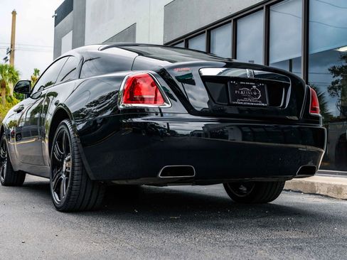 Used 2015 Rolls-Royce Wraith image 9