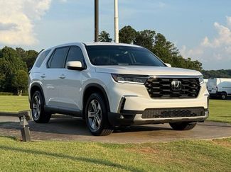 Used 2025 Honda Pilot EX-L video 1