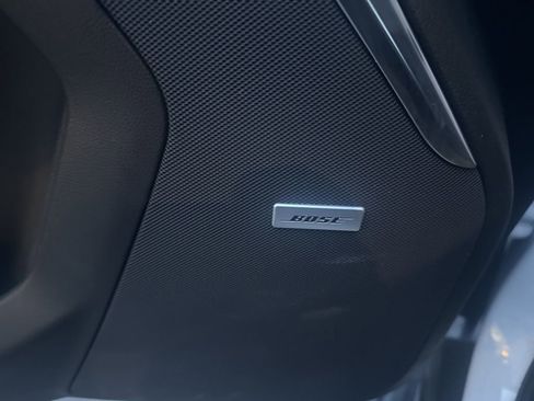 Used 2025 GMC Yukon XL Denali image 17