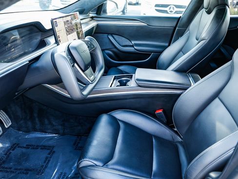 Used 2021 Tesla Model S Plaid image 19