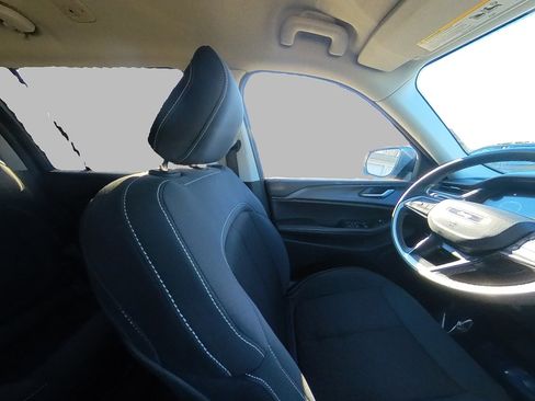 Used 2023 Jeep Grand Cherokee L Laredo w/ Luxury Tech Group I image 56