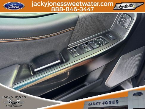 Certified 2024 Ford F250 Platinum AWD/4WD image 17