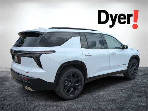 New 2026 Chevrolet Traverse RS image 3