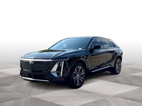 Used 2024 Cadillac Lyriq Luxury RWD image 1