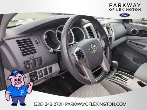 Used 2013 Toyota Tacoma PreRunner w/ SR5 Pkg RWD image 15