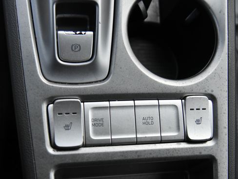 Used 2021 Hyundai Kona Limited FWD image 27