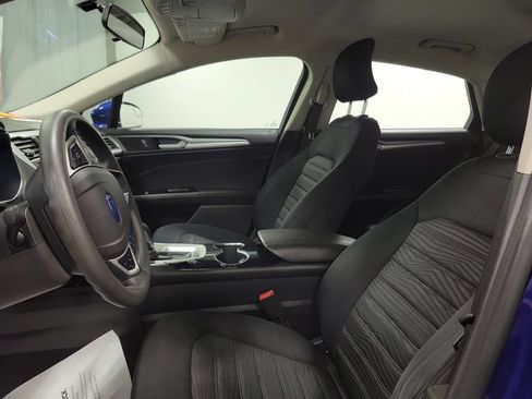 Used 2016 Ford Fusion SE FWD image 16