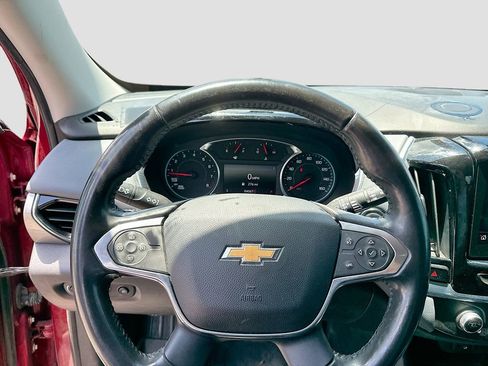 Used 2020 Chevrolet Traverse LT FWD image 13