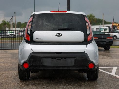 Used 2015 Kia Soul FWD image 5