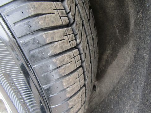 Used 2024 Ford Edge SEL image 25