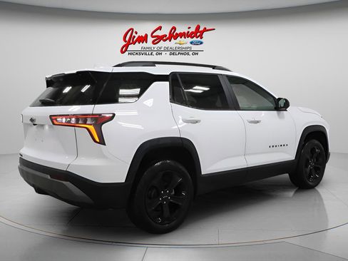New 2026 Chevrolet Equinox LT w/ Convenience Package II FWD image 6