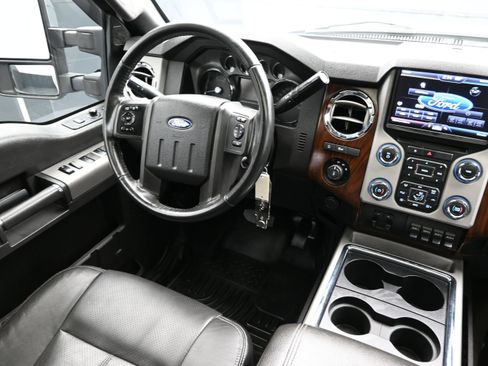 Used 2014 Ford F350 Lariat w/ Lariat Ultimate Package AWD/4WD image 22