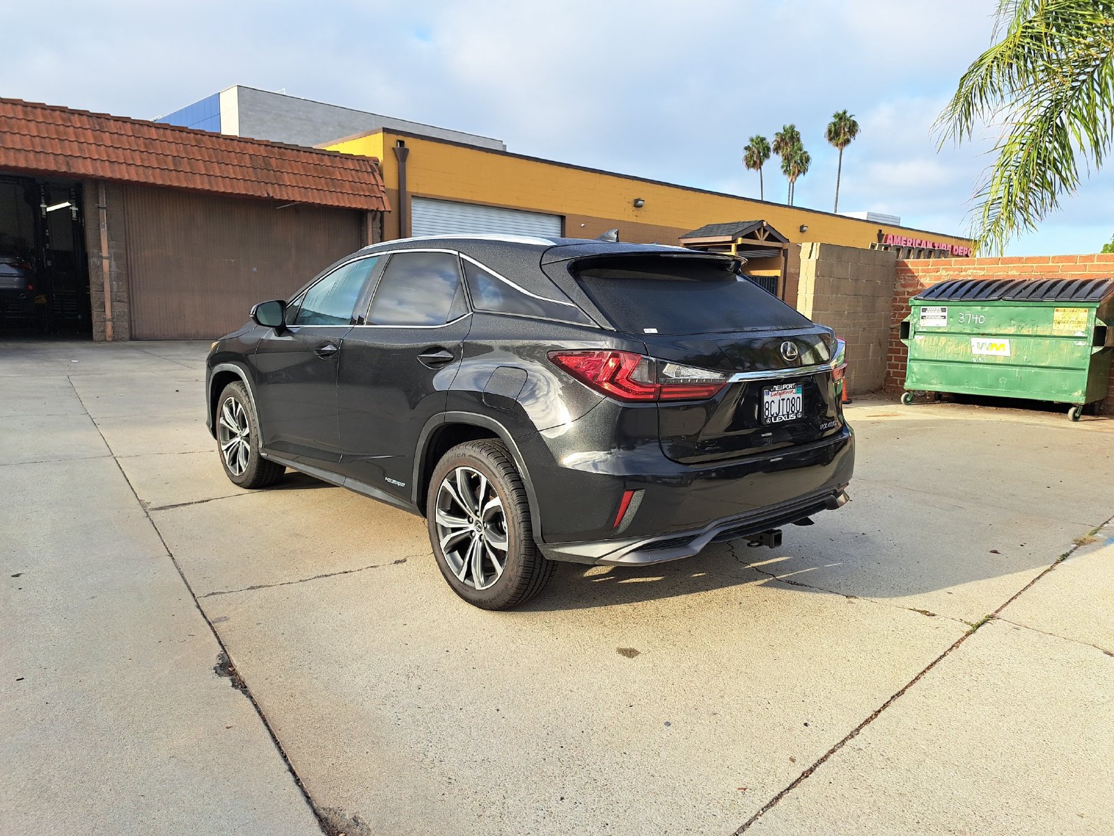 Used 2018 Lexus RX 450h AWD w/ Premium Package image 7