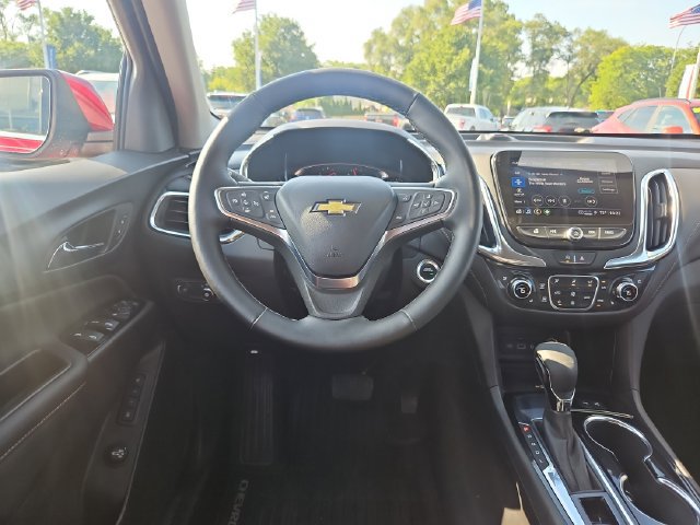 Used 2024 Chevrolet Equinox Premier FWD image 14