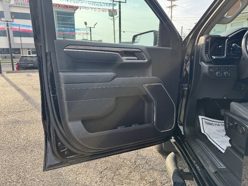 Used 2023 Chevrolet Silverado 1500 RST w/ Z71 Off-Road Package image 25