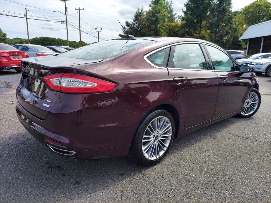 Used 2013 Ford Fusion SE FWD image 4