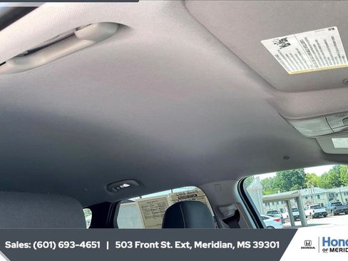 Used 2024 Chevrolet Blazer LT w/ Convenience Package FWD image 16