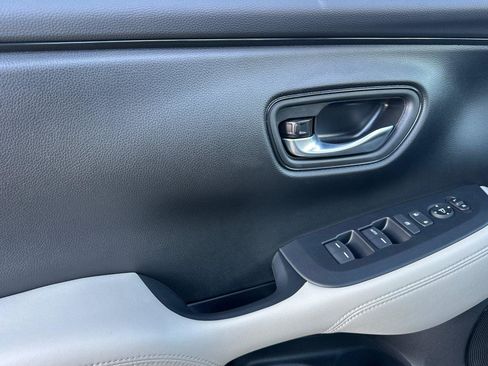 New 2026 Honda HR-V LX image 11