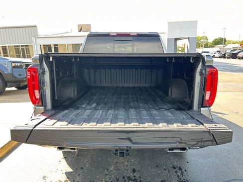 Used 2020 GMC Sierra 1500 SLT w/ SLT Premium Package AWD/4WD image 9