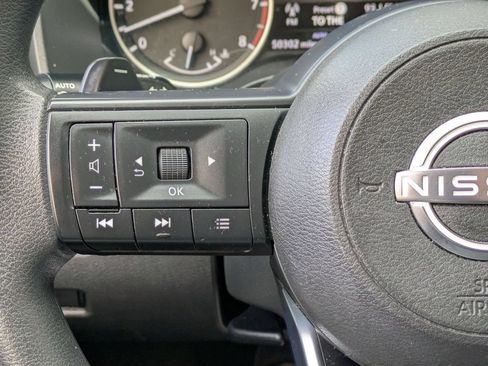 Used 2024 Nissan Rogue SV AWD/4WD image 20