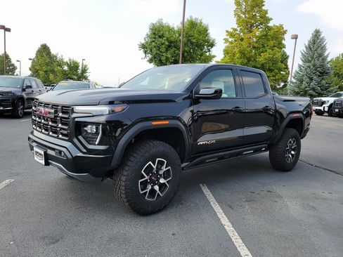 New 2026 GMC Canyon AT4X image 4