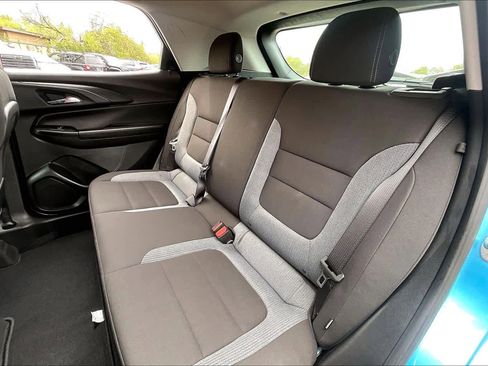 Used 2025 Chevrolet TrailBlazer LS w/ LS Confidence Package image 18