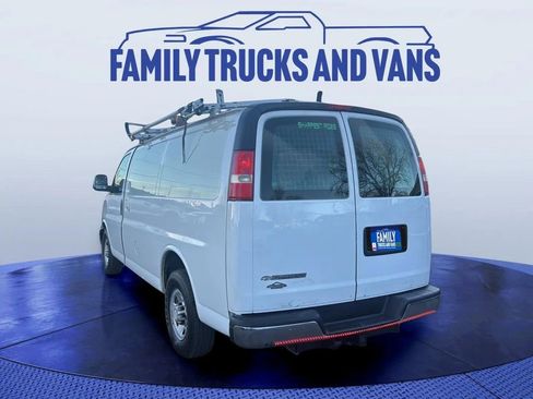 Used 2014 Chevrolet Express 2500 image 5