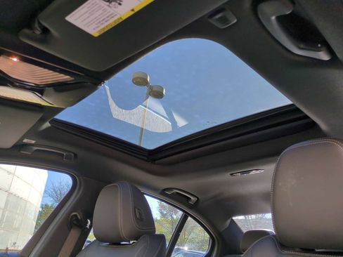 Certified 2024 BMW 330i xDrive Sedan w/ Premium Package image 19