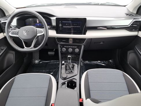 Used 2025 Volkswagen Taos S AWD/4WD image 9