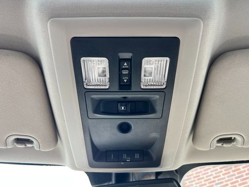 Used 2014 RAM 1500 Laramie Longhorn w/ Convenience Group AWD/4WD image 19