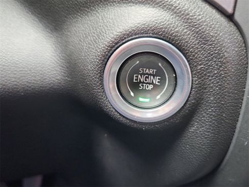 Used 2024 Chevrolet Silverado 2500 Custom w/ Custom Value Package image 16