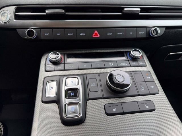 Used 2024 Hyundai Palisade SEL FWD image 26