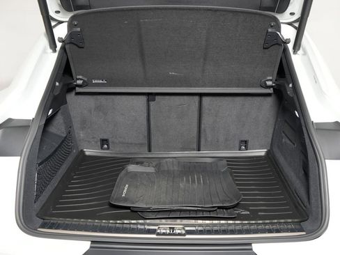 Certified 2025 Porsche Cayenne GTS AWD/4WD image 45