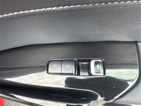 Certified 2025 Kia K5 GT-Line image 30