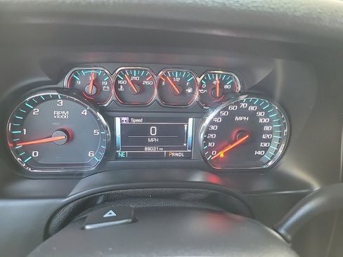 Used 2017 GMC Yukon SLT image 23