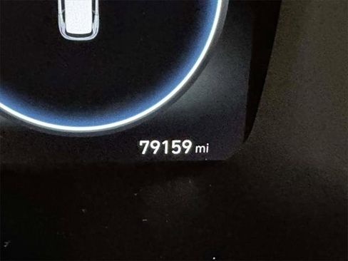 Used 2023 Hyundai Santa Fe Calligraphy image 35