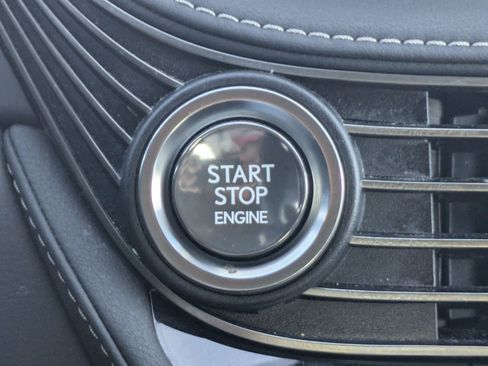 Used 2021 Lexus LS 500 w/ Accessory Package (Z2) image 18