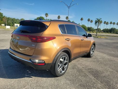 Used 2020 Kia Sportage EX w/ EX Technology Package FWD image 6