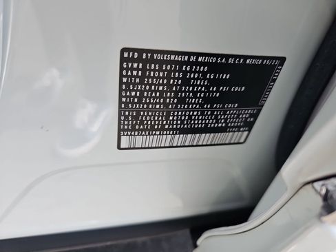 Used 2023 Volkswagen Tiguan SEL R-Line AWD/4WD image 35