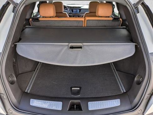 Used 2025 Cadillac XT5 Premium Luxury image 6
