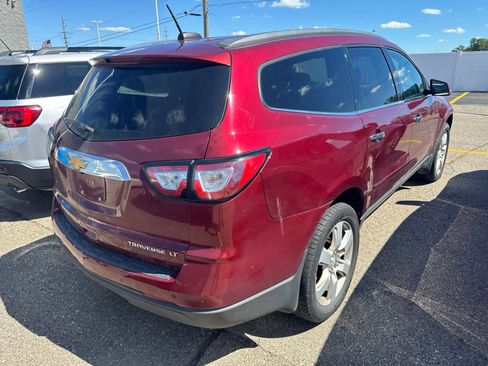 Used 2016 Chevrolet Traverse LT w/ Traveler's Package FWD image 26