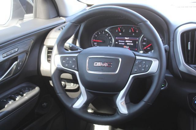 Used 2024 GMC Terrain SLT w/ Infotainment Package II FWD image 23