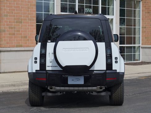 Used 2026 Land Rover Defender 110 S AWD/4WD image 5