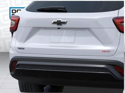 New 2026 Chevrolet Trax RS FWD image 14