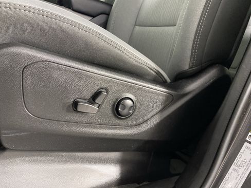 Used 2023 RAM 1500 Big Horn AWD/4WD image 17