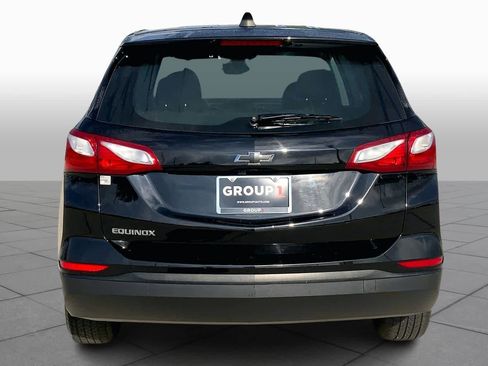 Used 2020 Chevrolet Equinox LS image 5