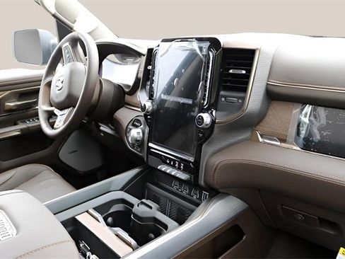 New 2026 RAM 1500 Limited w/ Off Road Group image 19