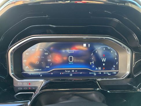 Used 2022 Chevrolet Silverado 1500 LT w/ Z71 Off-Road Package image 20